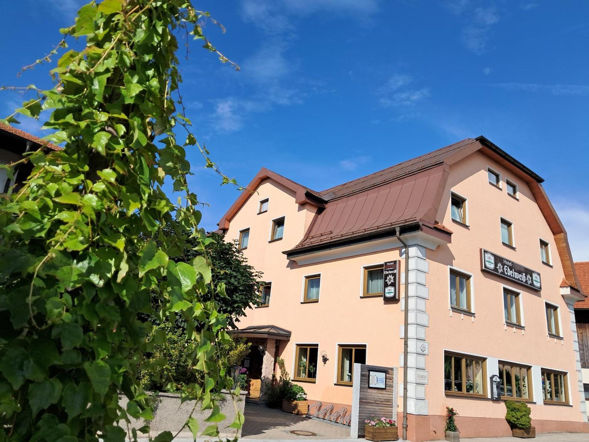 Hotel Garni Edelweiss Siegsdorf Exteriör bild